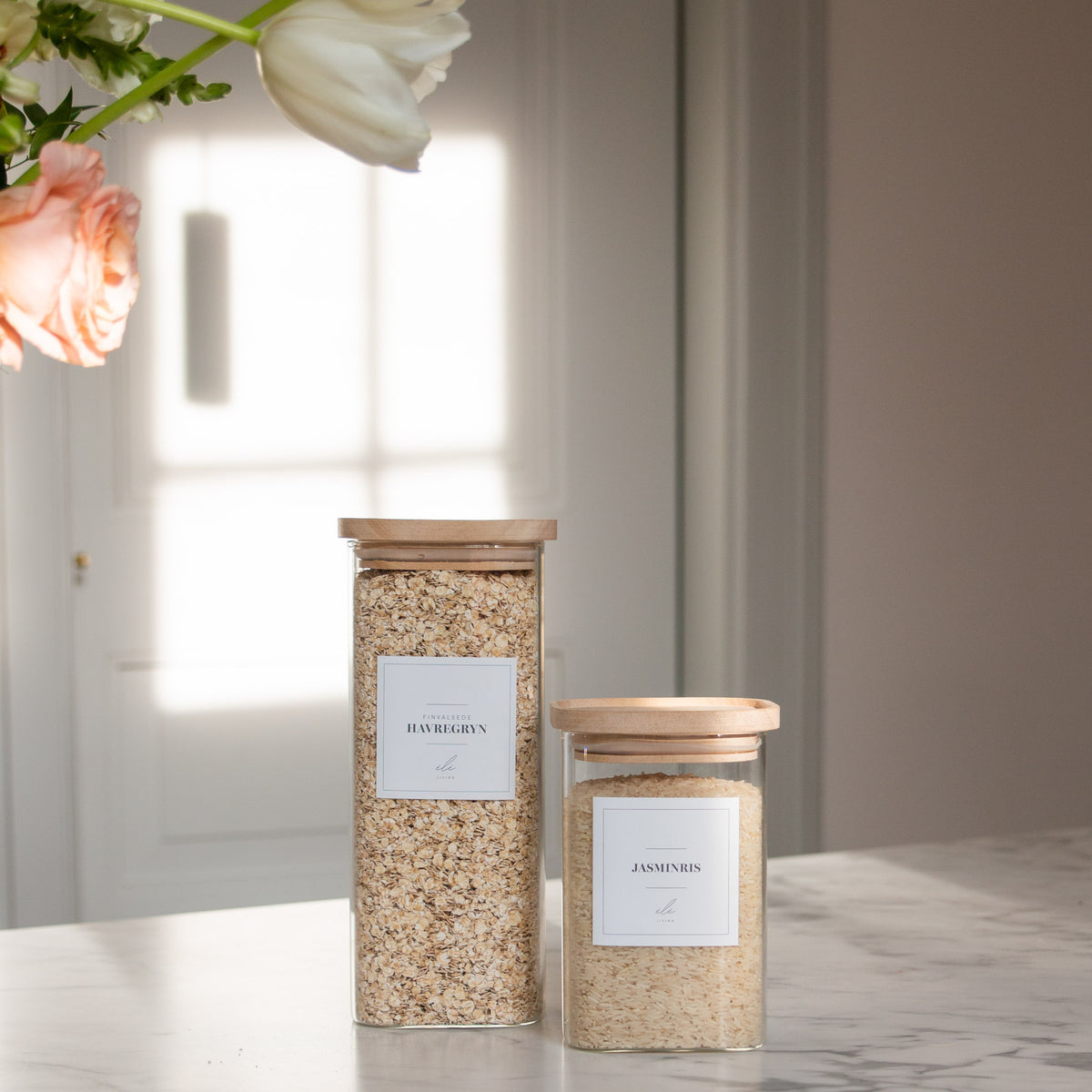 Opbevaringsglas med trælåg firkantet 1800 ml lys