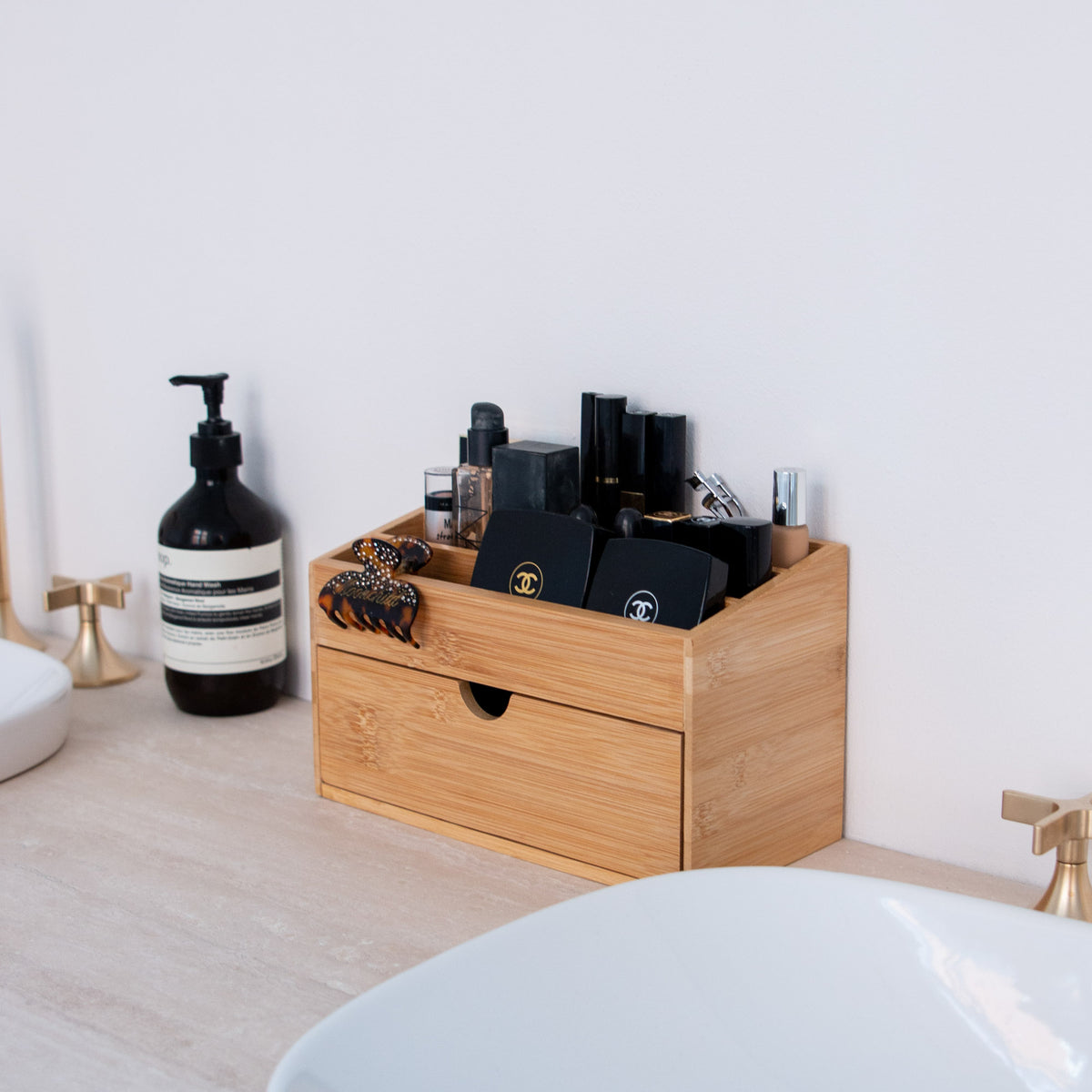 Makeup opbevaring med skuffe – brugt til organisering af makeup
